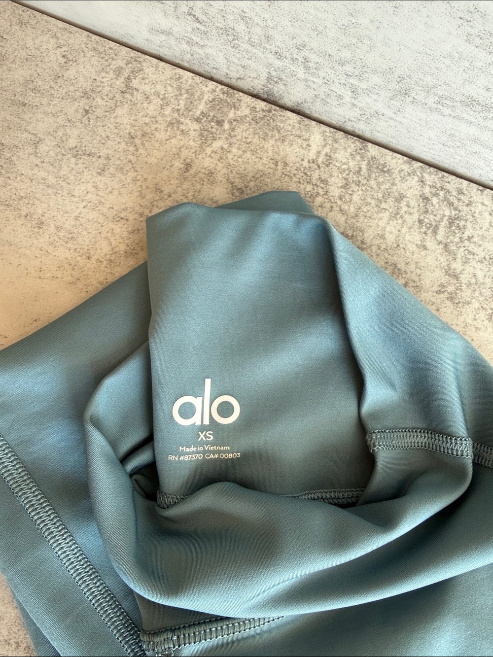 Alo 7/8 High-Waist Airlift Legging - Picture 3 of 4